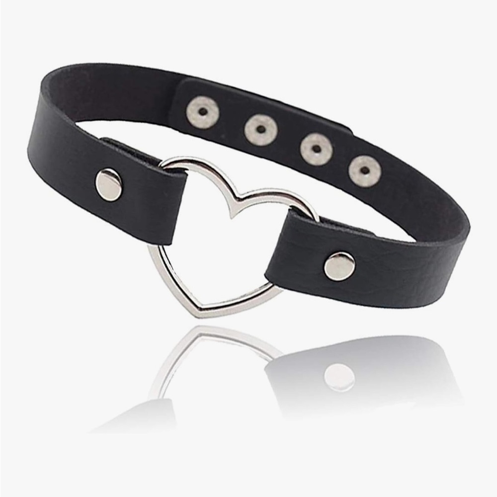 Black Heart Choker Necklace